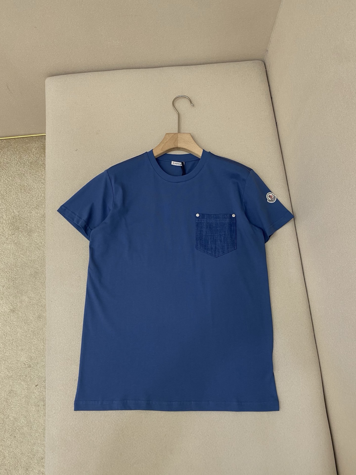 2c83952c307e4083e09f5fc98bd46f3b_1745568357_5482.jpg