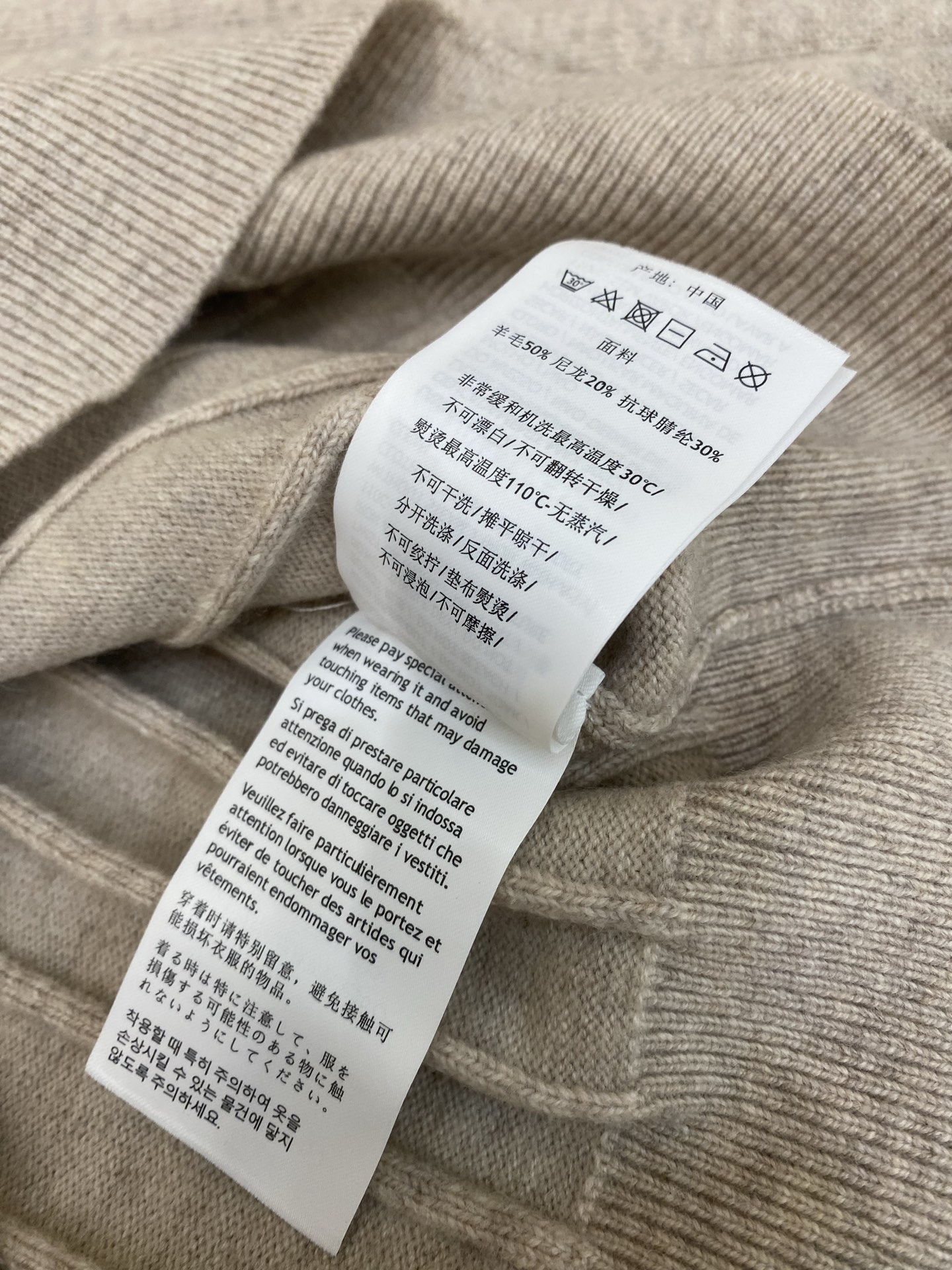 aaee440b23ebe463bc5741e213f796dc_1761100292_8525.jpg aaee440b23ebe463bc5741e213f796dc_1761100292_8525.jpg