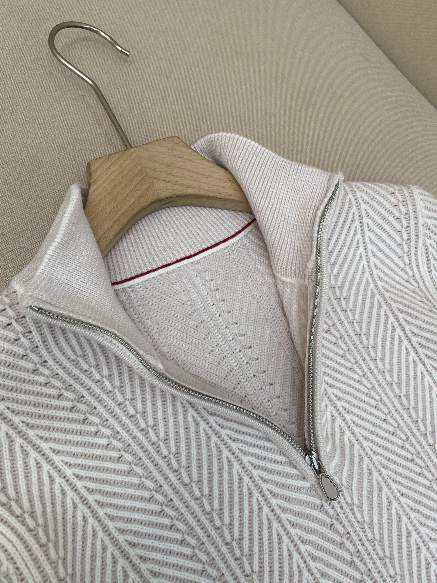 aaee440b23ebe463bc5741e213f796dc_1761100739_3394.jpg aaee440b23ebe463bc5741e213f796dc_1761100739_3394.jpg