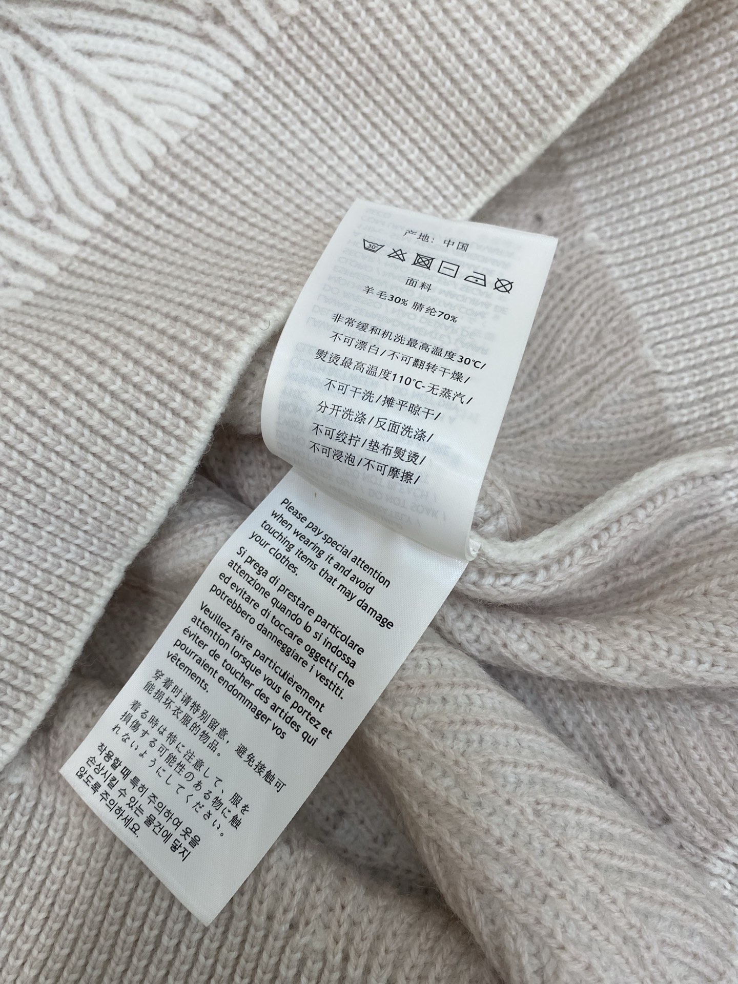 aaee440b23ebe463bc5741e213f796dc_1761100741_3239.jpg aaee440b23ebe463bc5741e213f796dc_1761100741_3239.jpg