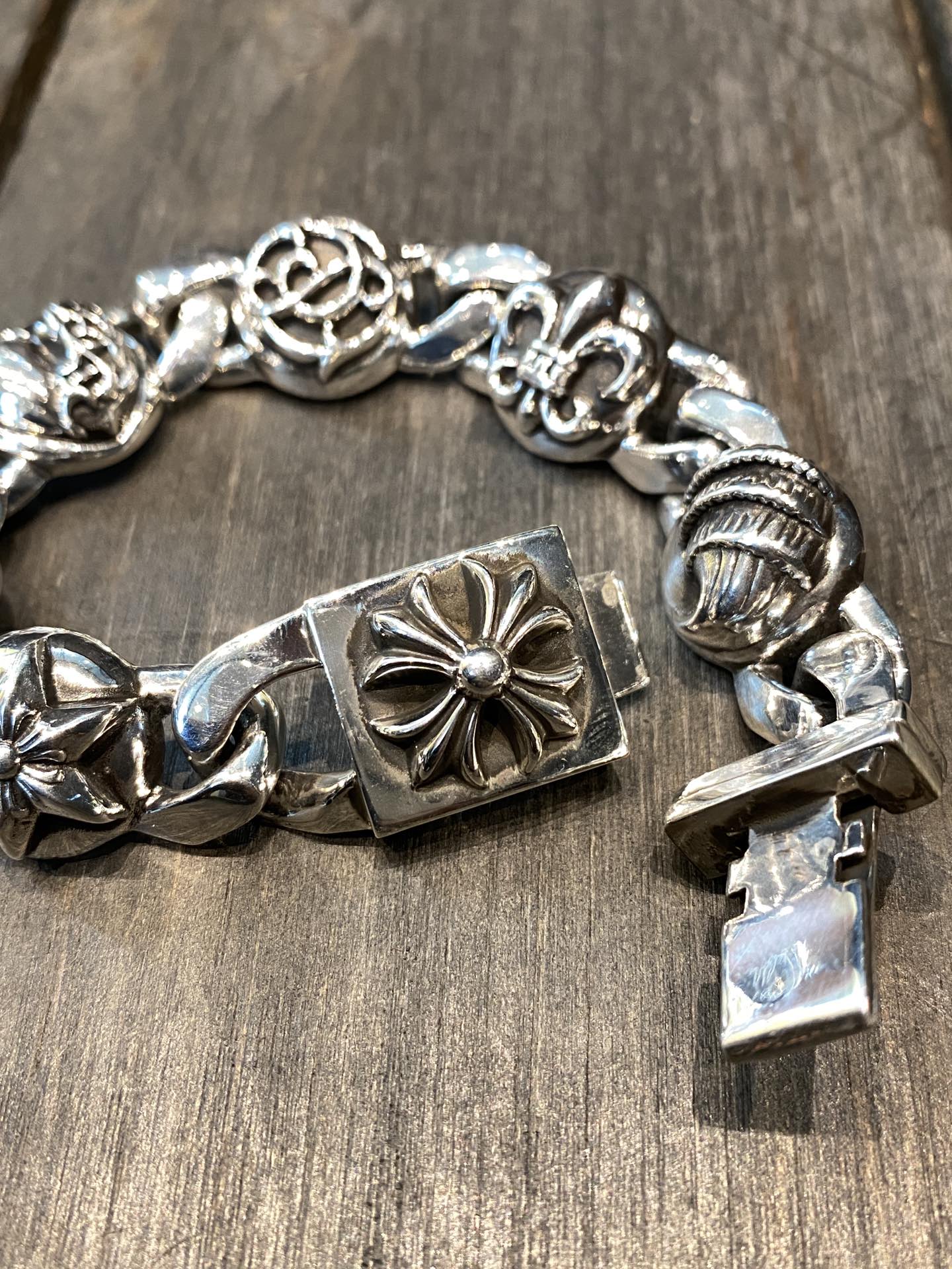 3e8f1344860abccc6935f44ae7ae202c_1762306954_8448.jpg 3e8f1344860abccc6935f44ae7ae202c_1762306954_8448.jpg