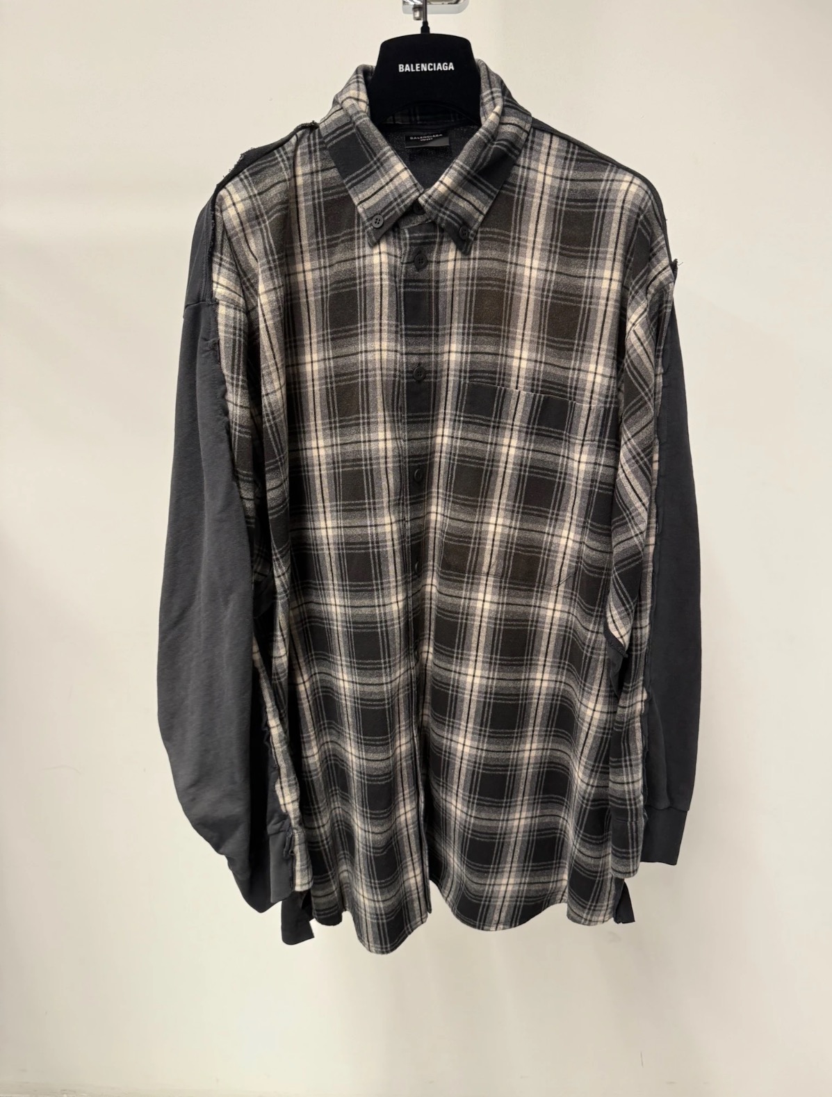 67def38dba28ac58e03f0b8c161d703b_1764218447_2351.jpg 67def38dba28ac58e03f0b8c161d703b_1764218447_2351.jpg