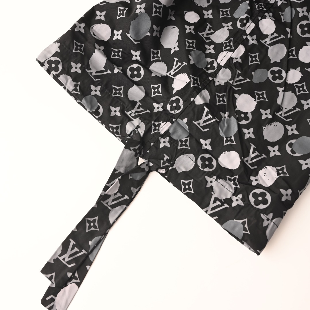 d8b56700f2abc0eeb15cea9fb705a3df_1763179044_1295.jpg d8b56700f2abc0eeb15cea9fb705a3df_1763179044_1295.jpg