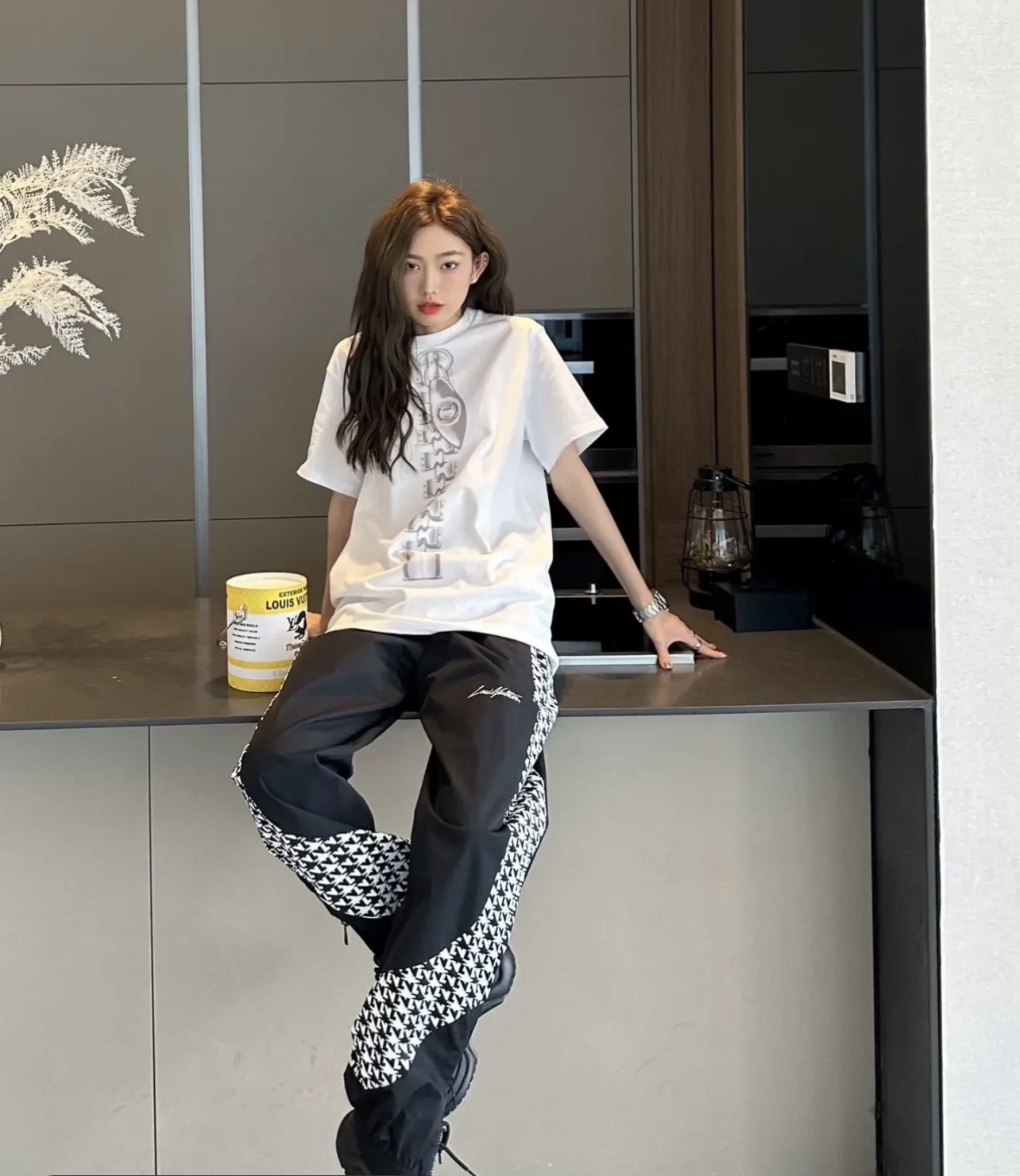 d8b56700f2abc0eeb15cea9fb705a3df_1763179350_8472.jpg d8b56700f2abc0eeb15cea9fb705a3df_1763179350_8472.jpg