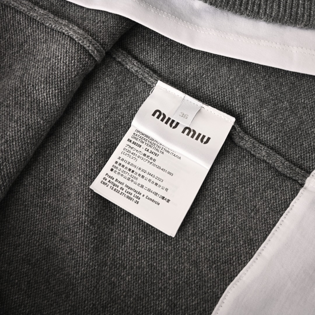 d8b56700f2abc0eeb15cea9fb705a3df_1763182019_8879.jpg d8b56700f2abc0eeb15cea9fb705a3df_1763182019_8879.jpg