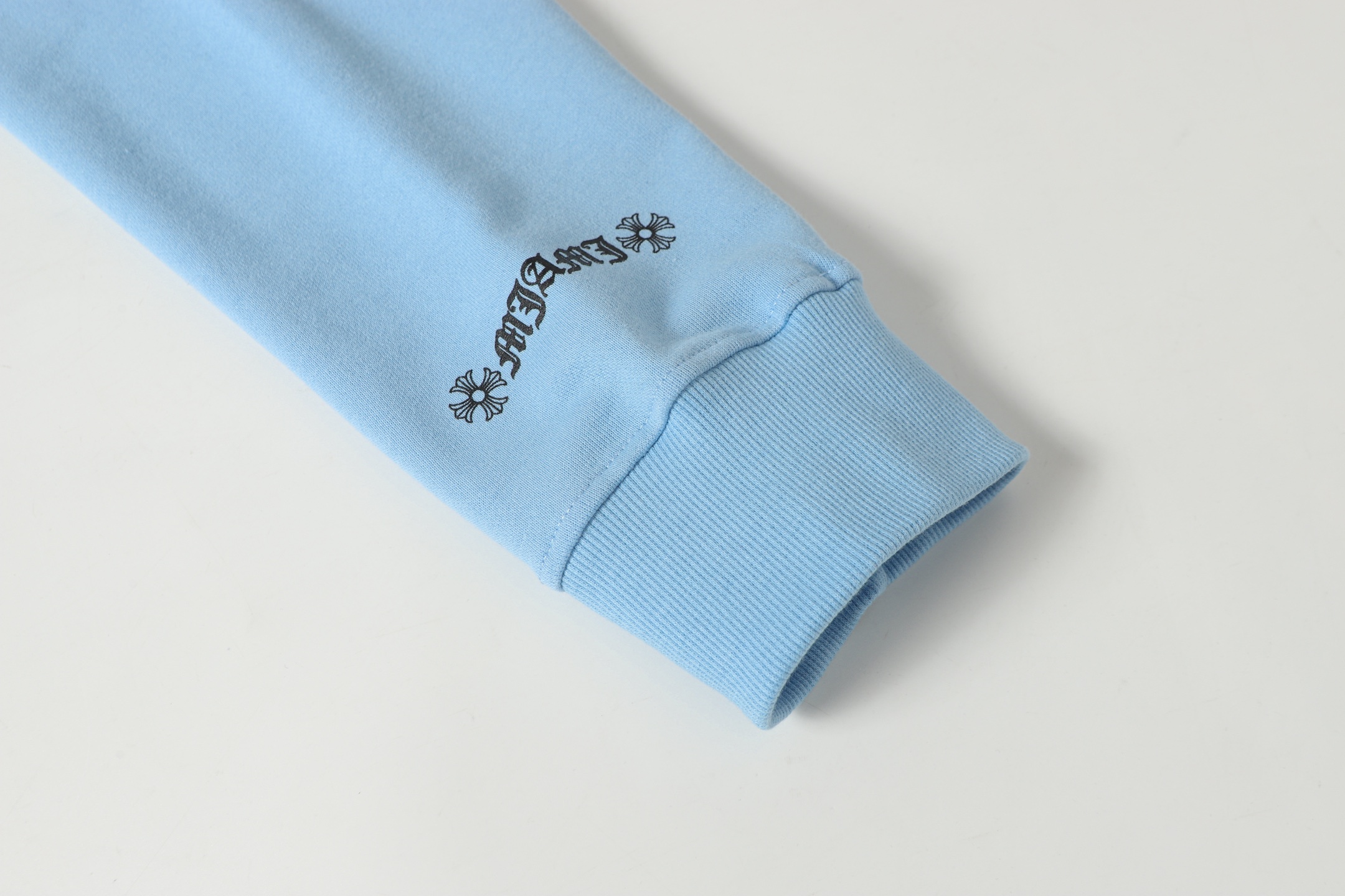 35e15d0c60ab1672df9849b5055213c0_1765514823_7632.jpg 35e15d0c60ab1672df9849b5055213c0_1765514823_7632.jpg