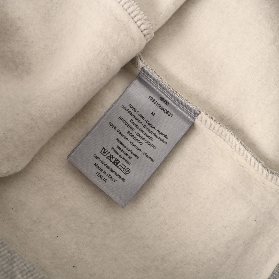 35e15d0c60ab1672df9849b5055213c0_1765589212_0137.jpg 35e15d0c60ab1672df9849b5055213c0_1765589212_0137.jpg