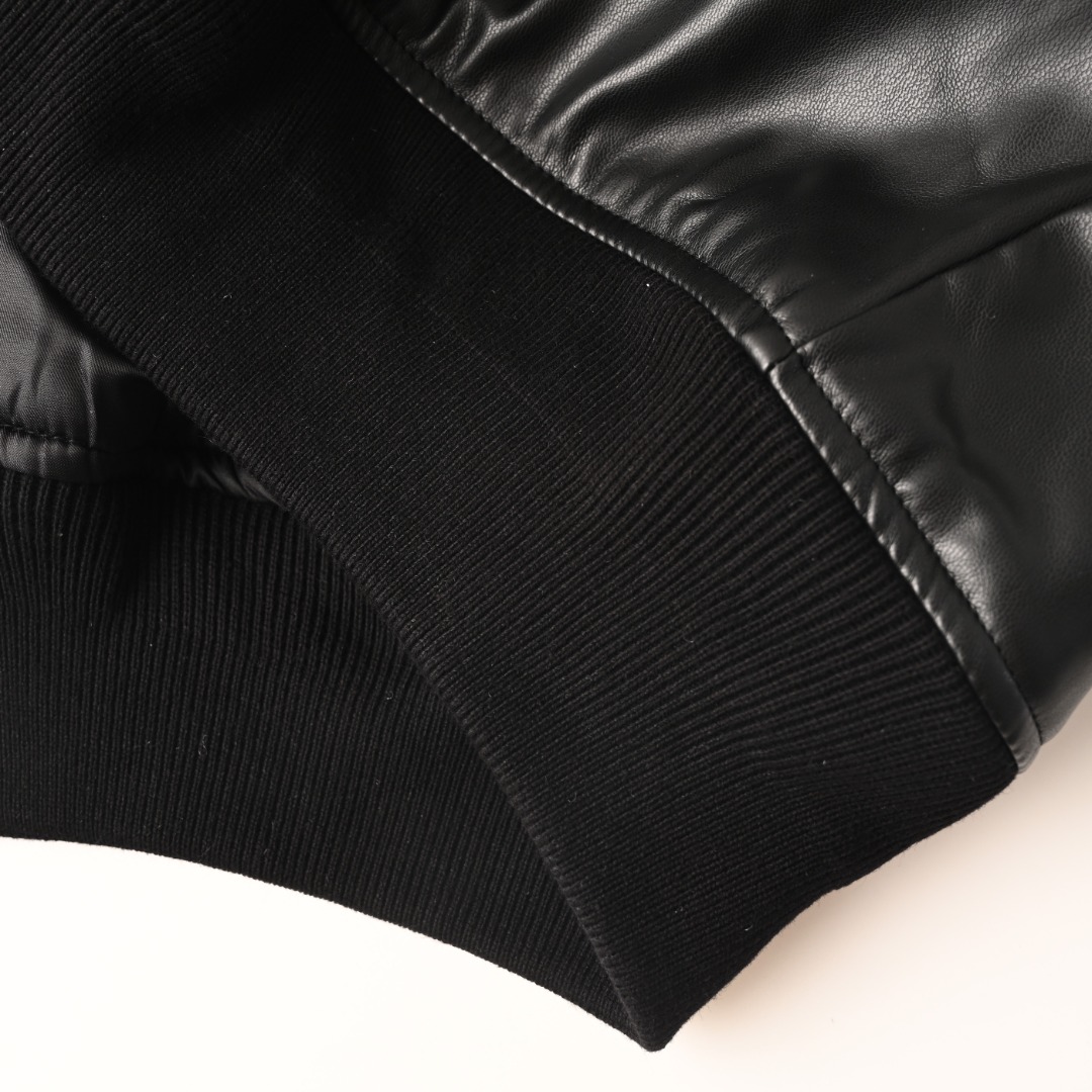 35e15d0c60ab1672df9849b5055213c0_1765598130_1571.jpg 35e15d0c60ab1672df9849b5055213c0_1765598130_1571.jpg