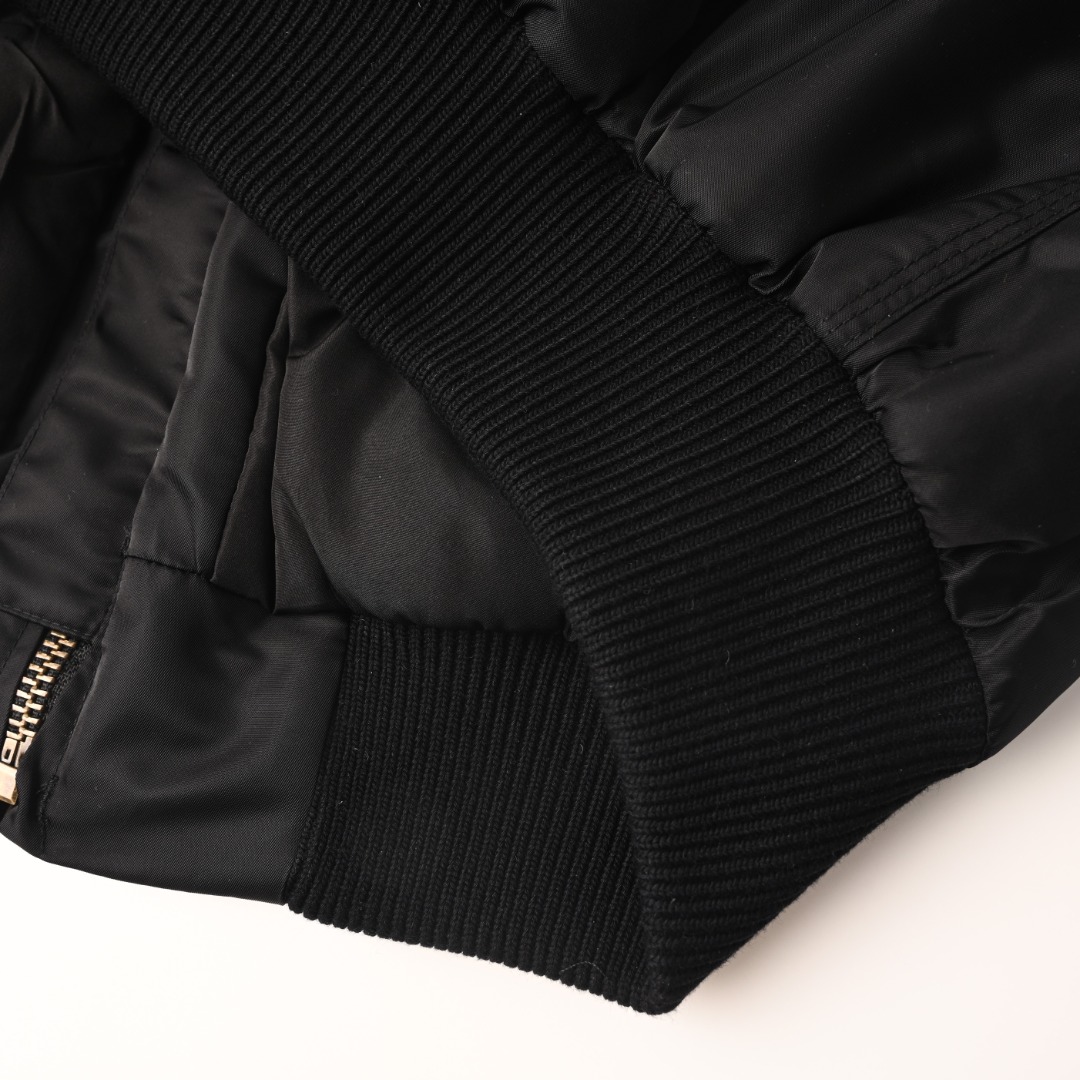 35e15d0c60ab1672df9849b5055213c0_1765790016_8517.jpg 35e15d0c60ab1672df9849b5055213c0_1765790016_8517.jpg