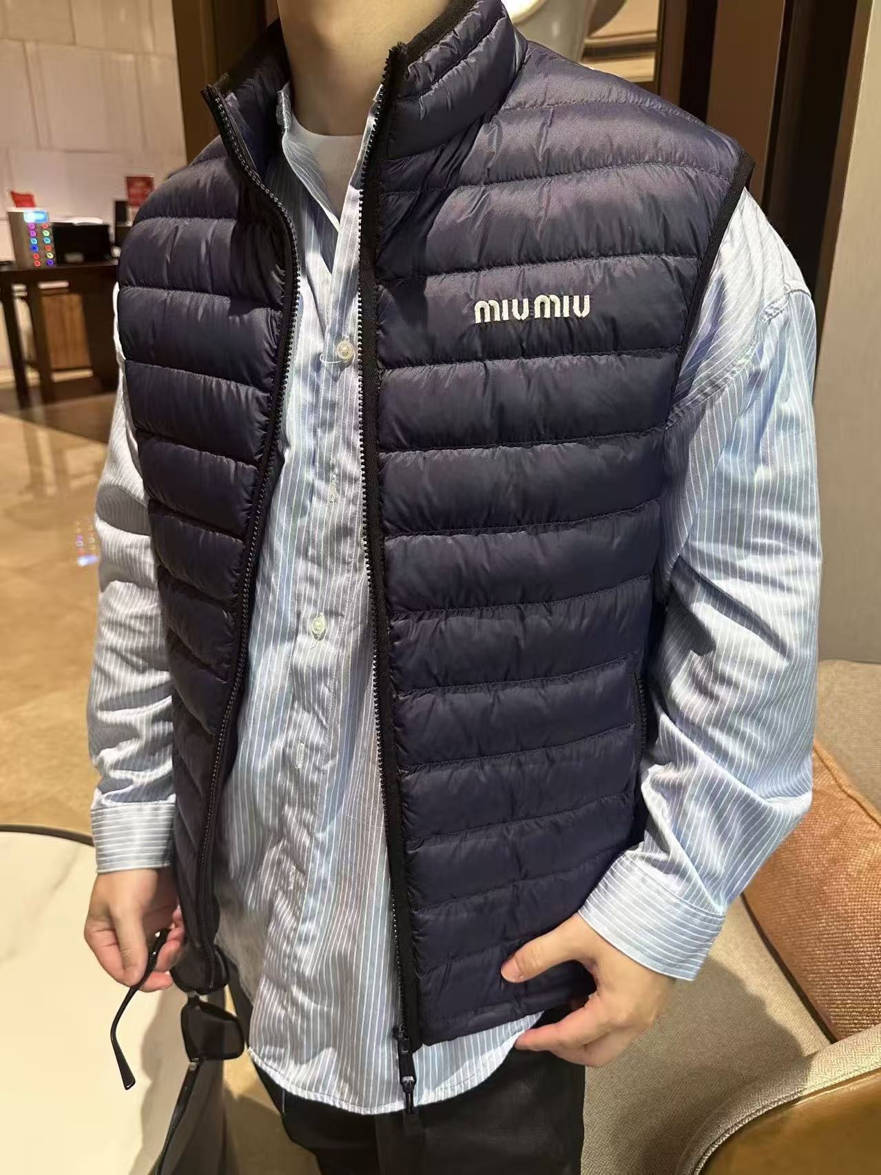 83f5a42cb405c30ac74e30a93d907fe0_1765254744_1951.jpg 83f5a42cb405c30ac74e30a93d907fe0_1765254744_1951.jpg