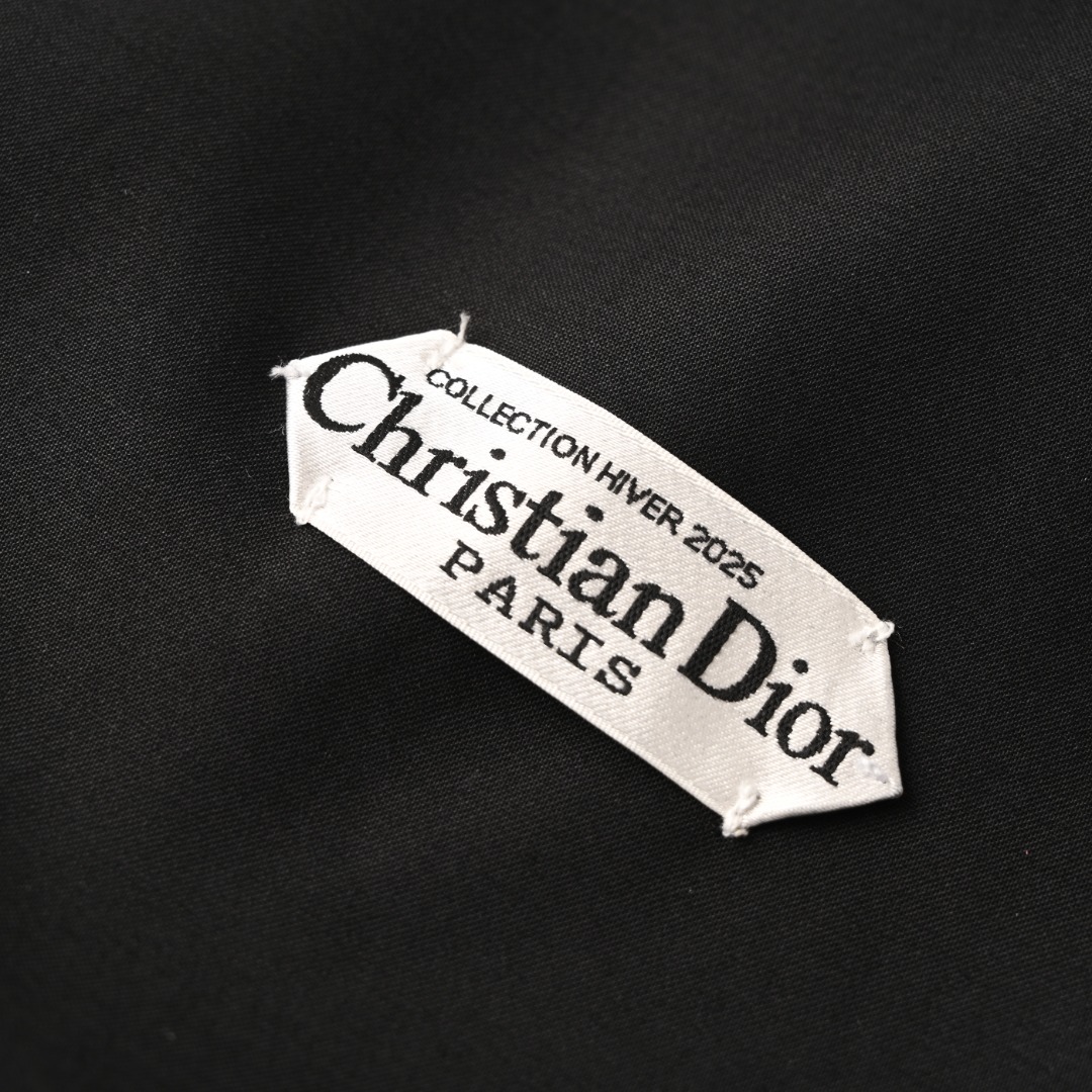 83f5a42cb405c30ac74e30a93d907fe0_1765254960_6551.jpg 83f5a42cb405c30ac74e30a93d907fe0_1765254960_6551.jpg