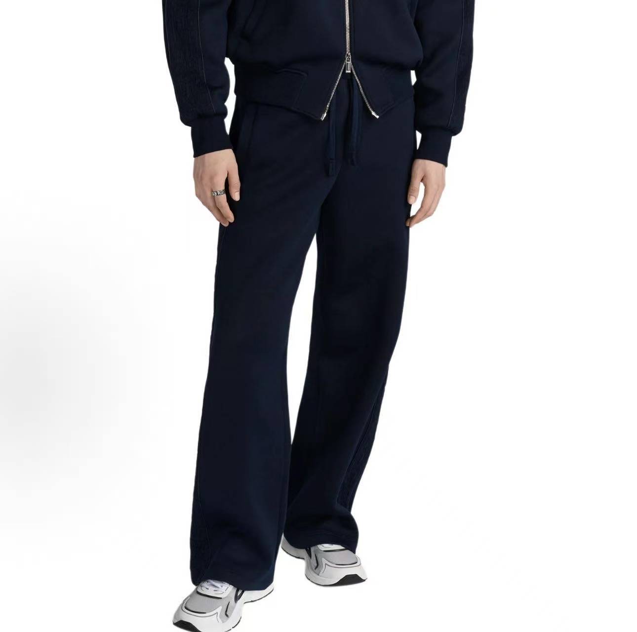 83f5a42cb405c30ac74e30a93d907fe0_1765255548_5511.jpg 83f5a42cb405c30ac74e30a93d907fe0_1765255548_5511.jpg