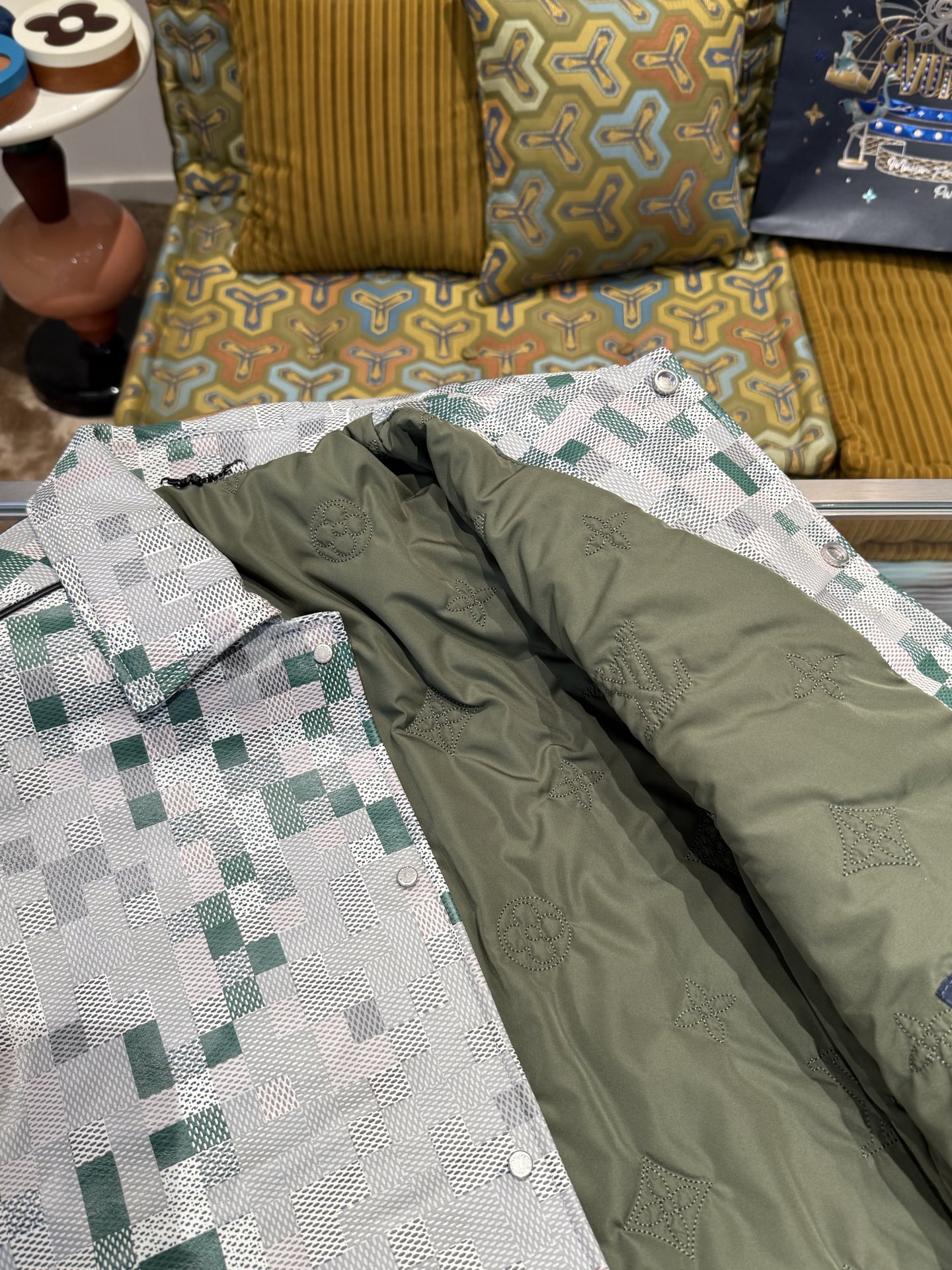 83f5a42cb405c30ac74e30a93d907fe0_1765347438_4403.jpg 83f5a42cb405c30ac74e30a93d907fe0_1765347438_4403.jpg