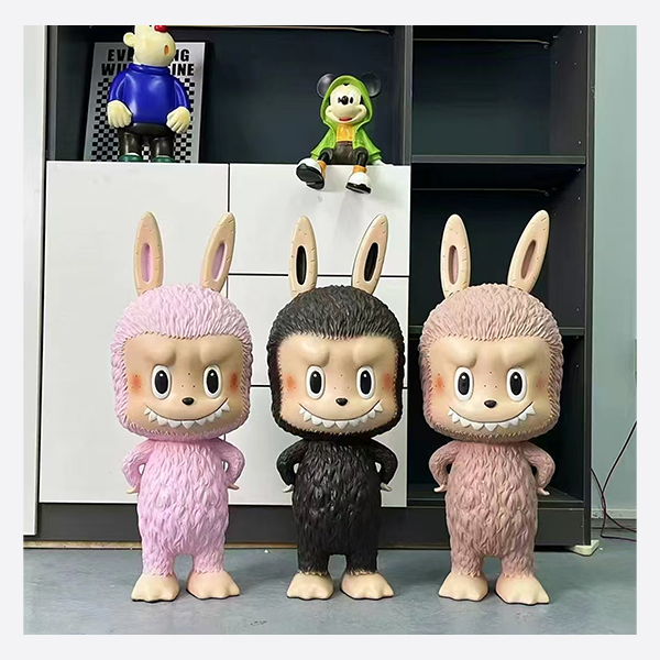 ポップマート メガラブブ 1000% フィギュア