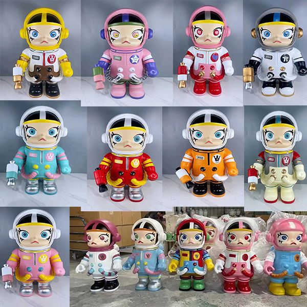 ポップマート スペースモリー 400% フィギュア