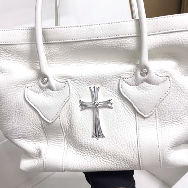 クロームハーツ ホワイトレザークロストート