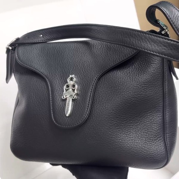 クロームハーツ ラージソードフラッグバッグ