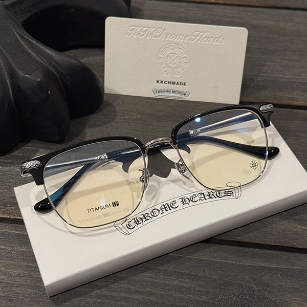 クロームハーツ フレイムクロスフレーム