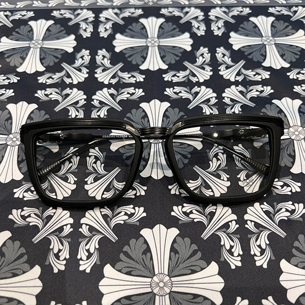 クロームハーツ ブラック×マットブラック「宝剣＆短剣」眼鏡