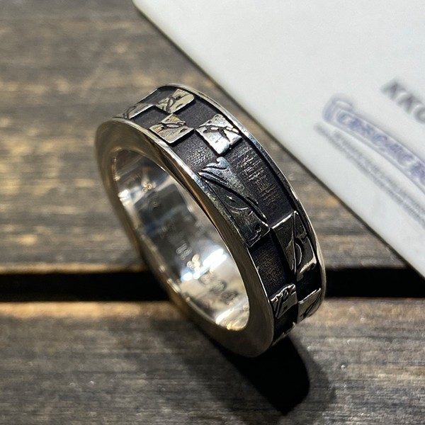 クロームハーツ マティ・ボーイ サウザンド・アイズ リング