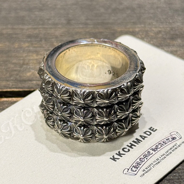 クロームハーツ 3層クロスフラワーリング