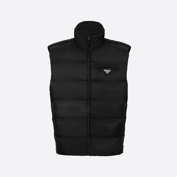 プラダ キルティング トライアングル マイクロロゴ ベスト ブラック