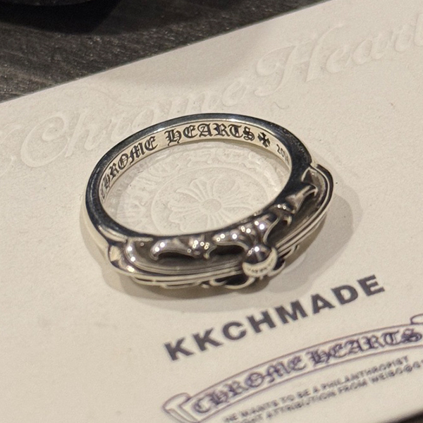 クロームハーツ ナローキーパーリング