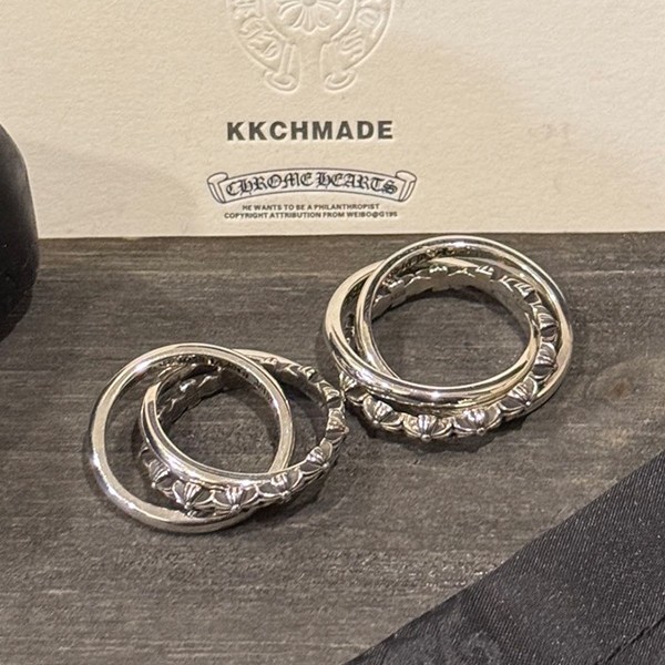 クロームハーツ タイニーE 3リングリング