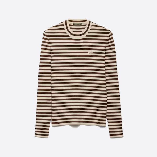 プラダのストライプ刺繍クルーネックセーター