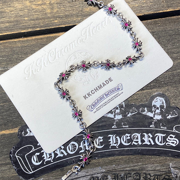 クロームハーツ タイニーEクロスブレスレット（レッドダイヤモンドインレイ付き）