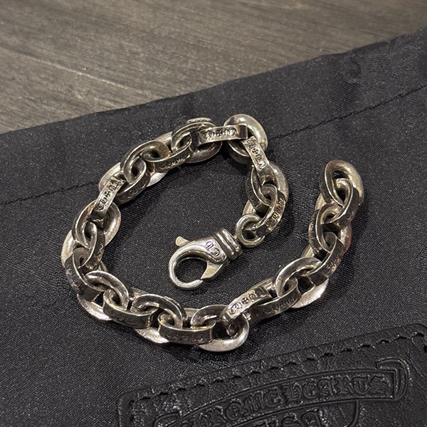 クロームハーツ ボールドレターブレスレット