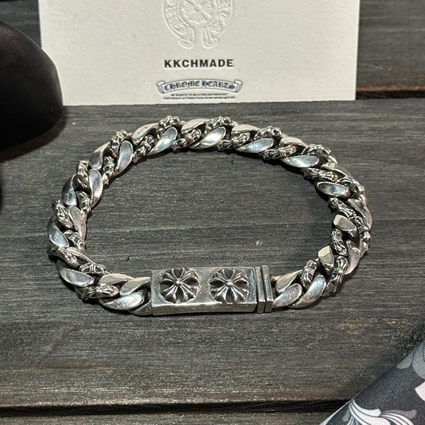 クロームハーツ ミディアムクロスハーフフラワーブレスレット