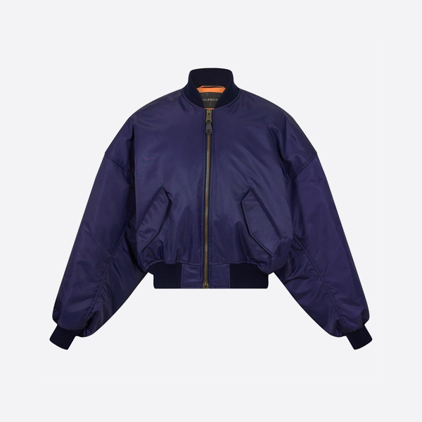 バレンシアガのオーバーサイズショートフライトコットンジャケット