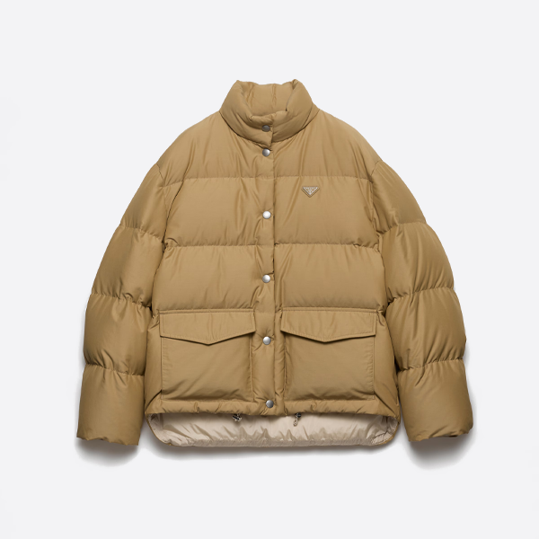 プラダロゴダブルポケットスタンドカラーダウンジャケット