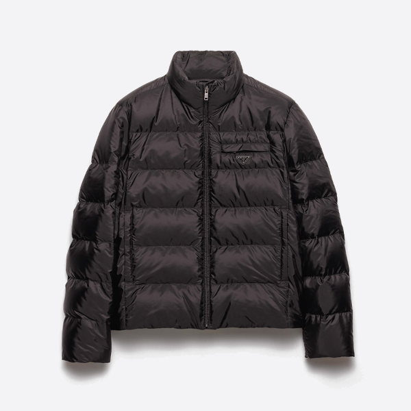 プラダ トライアングルロゴ ダウンジャケット