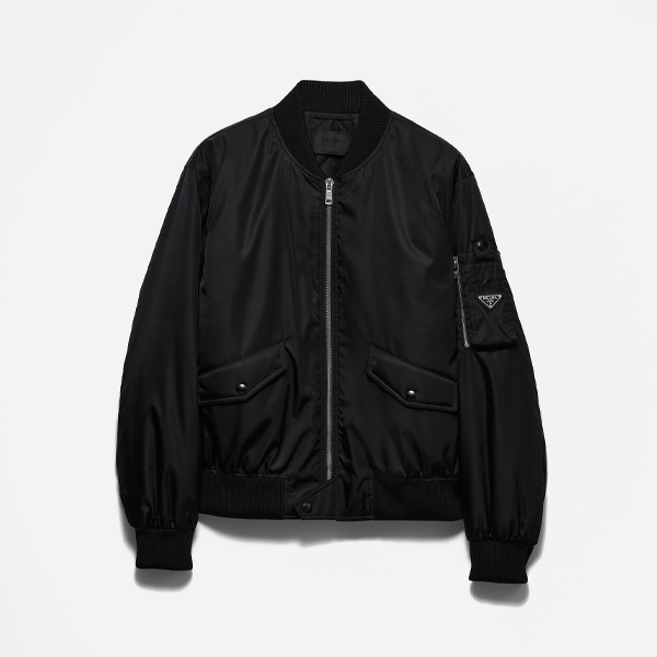 プラダのフライトジャケットとコットンコート