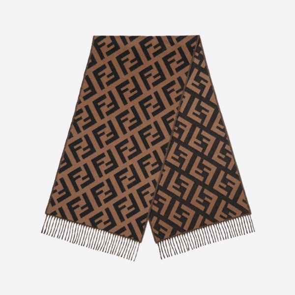 フェンディ スカーフ FXT260A8RSF0QE1