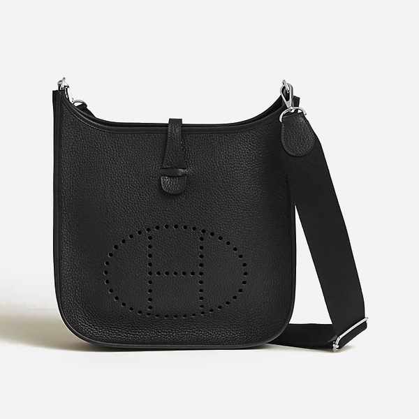 エルメスのショルダーバッグ、23cm、ブラック。