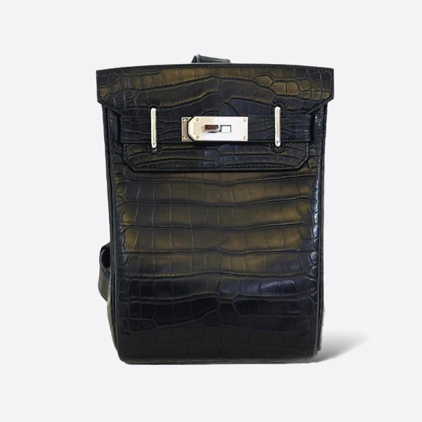 エルメスのマットクロコダイルレザーショルダーバッグ、ブラック。