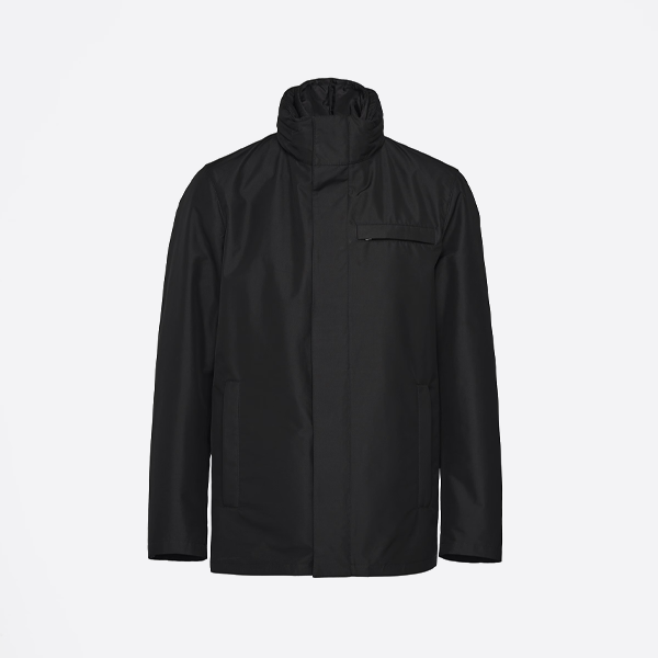 プラダのスタンドカラーフード付きツーピースジャケット