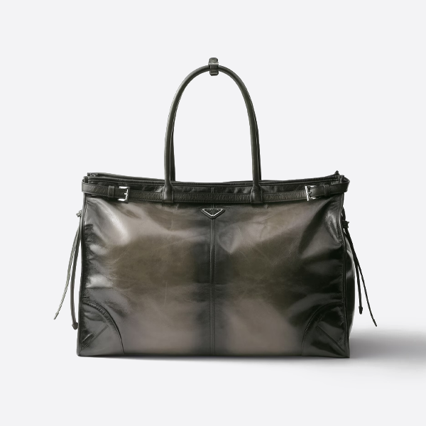 プラダ オイルワックスレザー クロスボディバッグ 2VG128_2HKF_F03C5_V_OOO