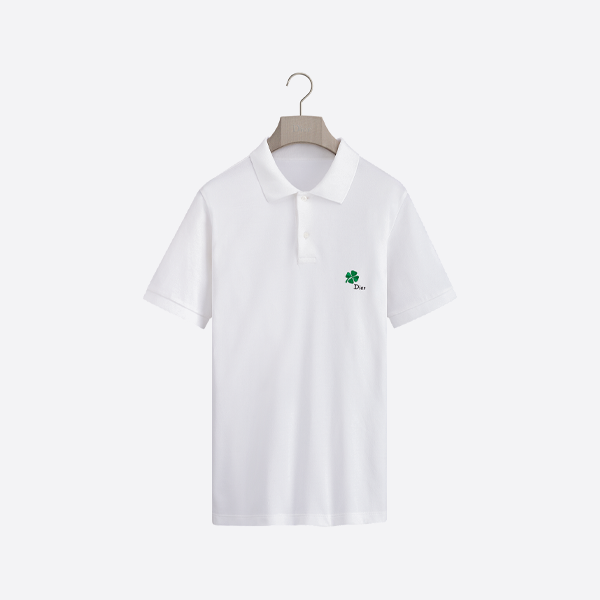 ディオールの四つ葉のクローバー刺繍入りポロシャツ