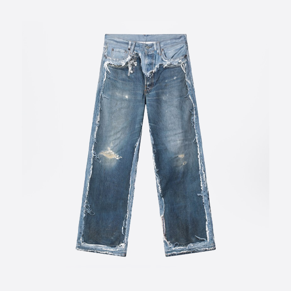 裏側にほつれ加工が施された、Acne Studiosのダメージ加工デニムジーンズ