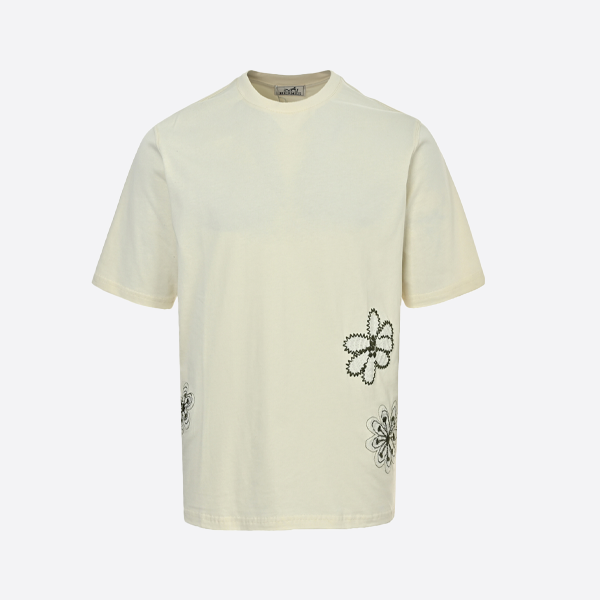 エルメスの半袖トップス、透かし彫りの花柄刺繍入り