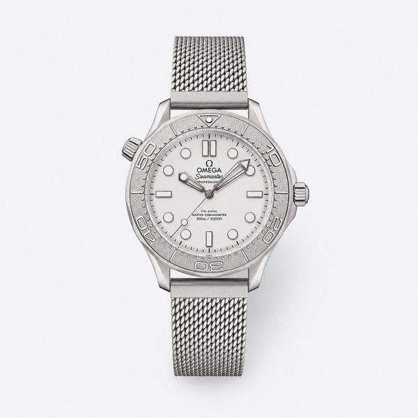 オメガ Seamaster Diver 300M 007エディション グレーメッシュ 210.90.42.20.01.001