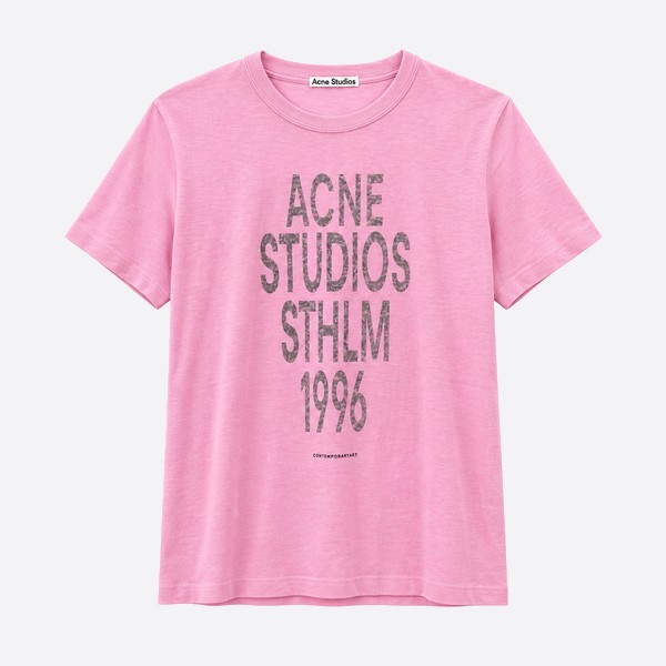 アクネ ストゥディオズ ロゴ ウォッシュ加工ピンクTシャツ