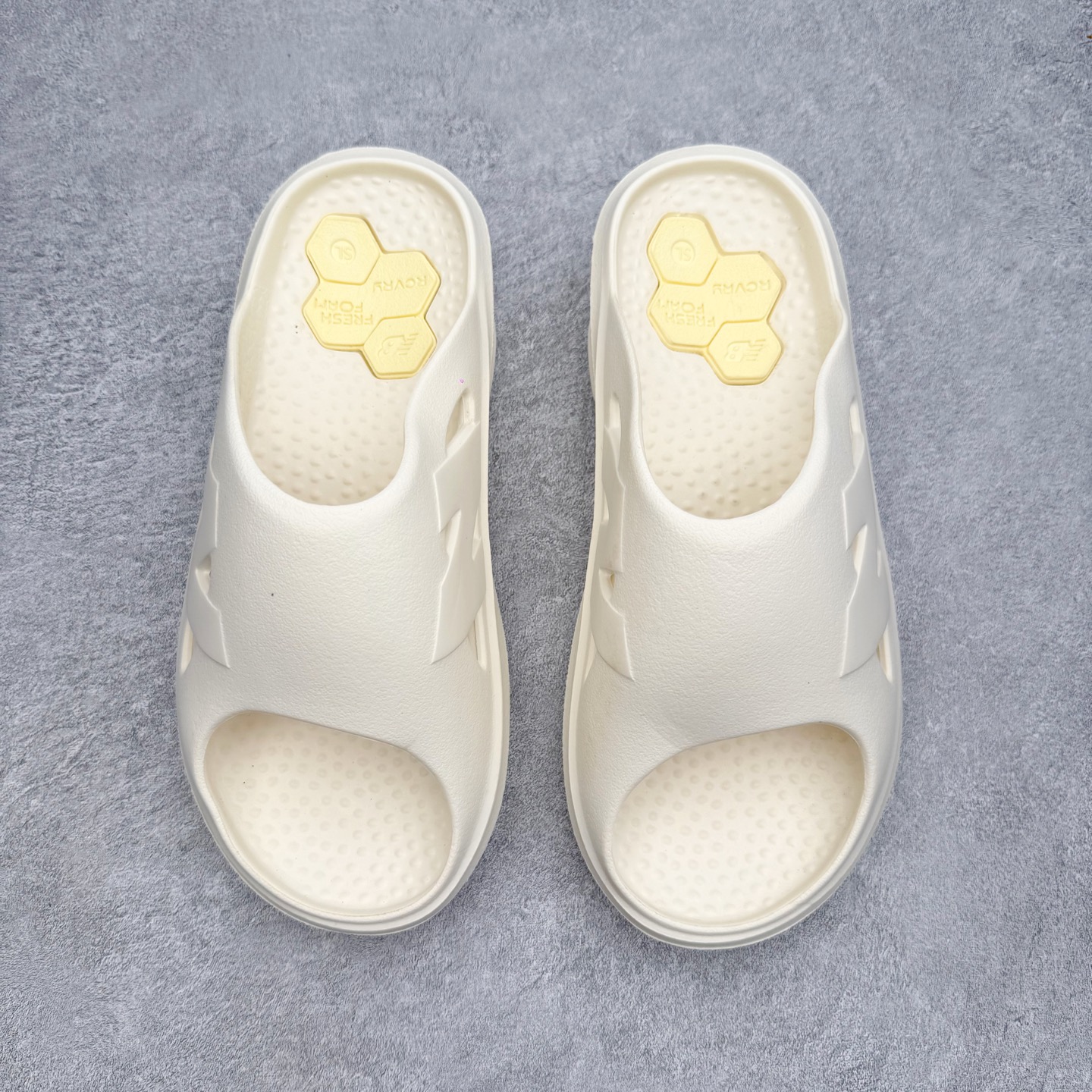 ニューバランス ショウヘイ x NB RCVRY スライド ホワイト RCVRYSS1 詳細画像 2