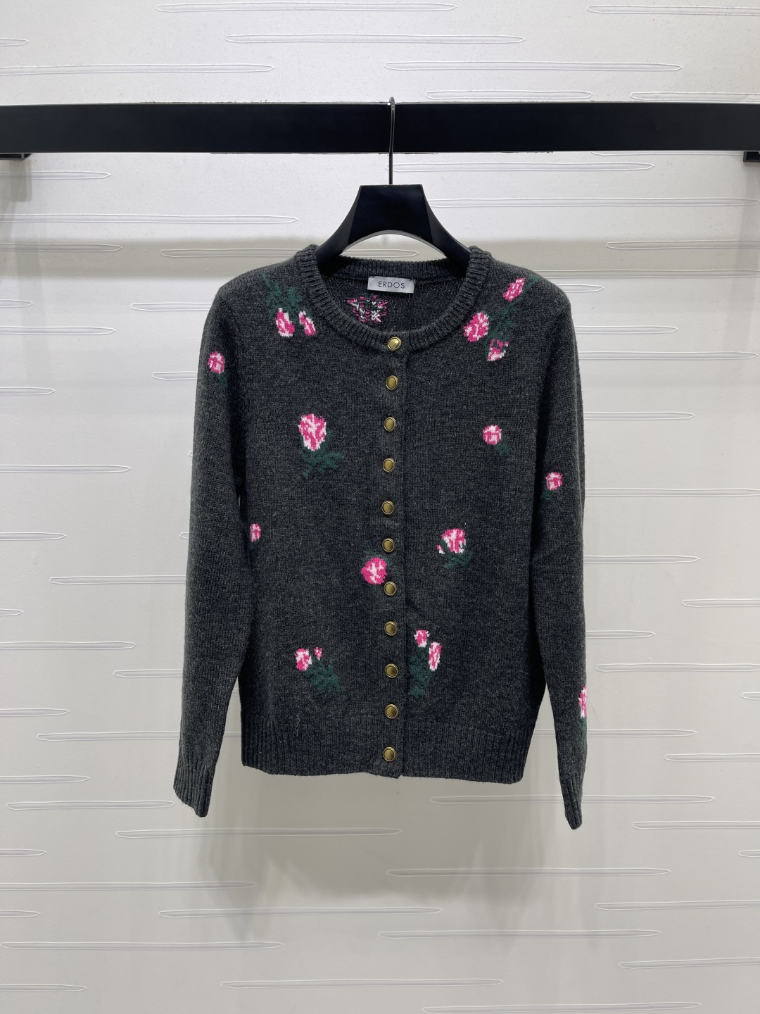 オルドス フラワー刺繍 ウールカーディガン チャコール 詳細画像 1