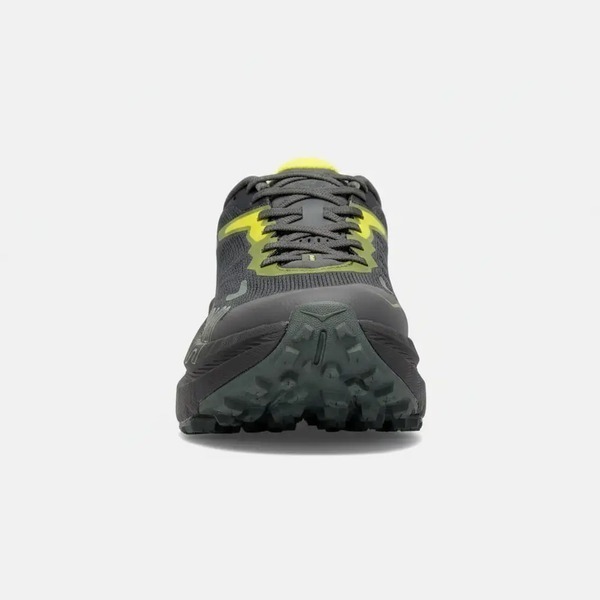 オン HOKA E E