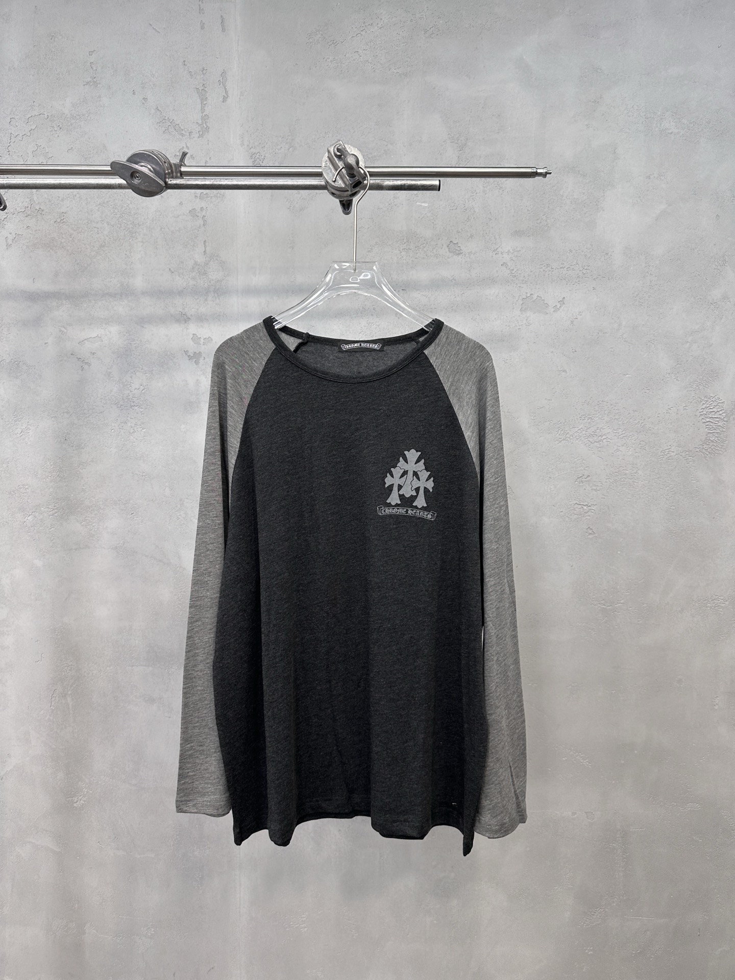 クロムハーツ ラグラン長袖Tシャツ チャコールグレー 詳細画像 1